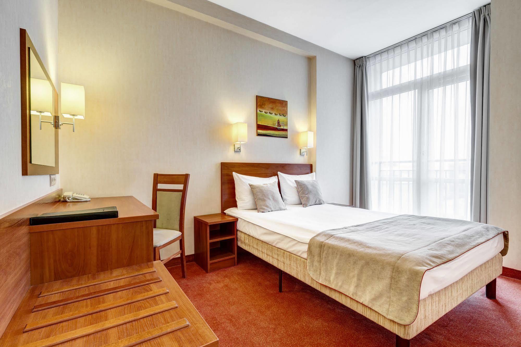 Hotel Metropol Warsaw Luaran gambar