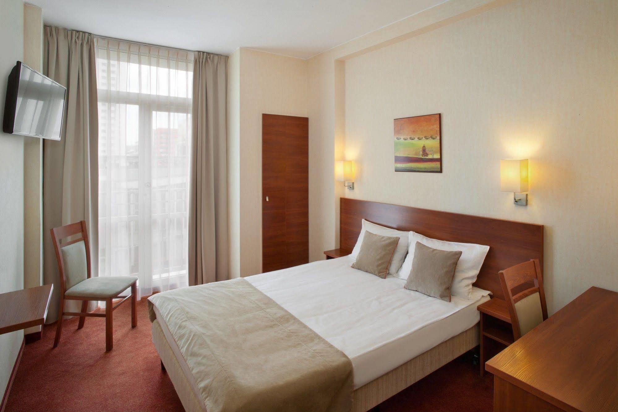 Hotel Metropol Warsaw Luaran gambar