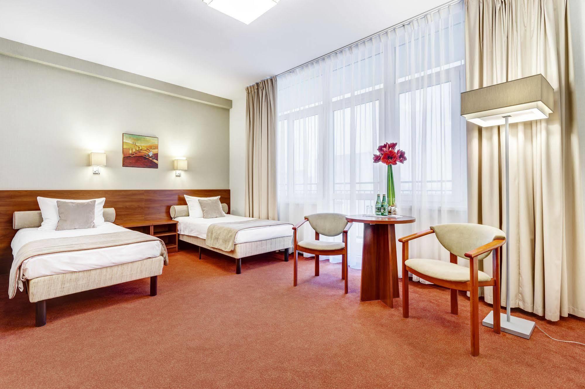 Hotel Metropol Warsaw Bilik gambar